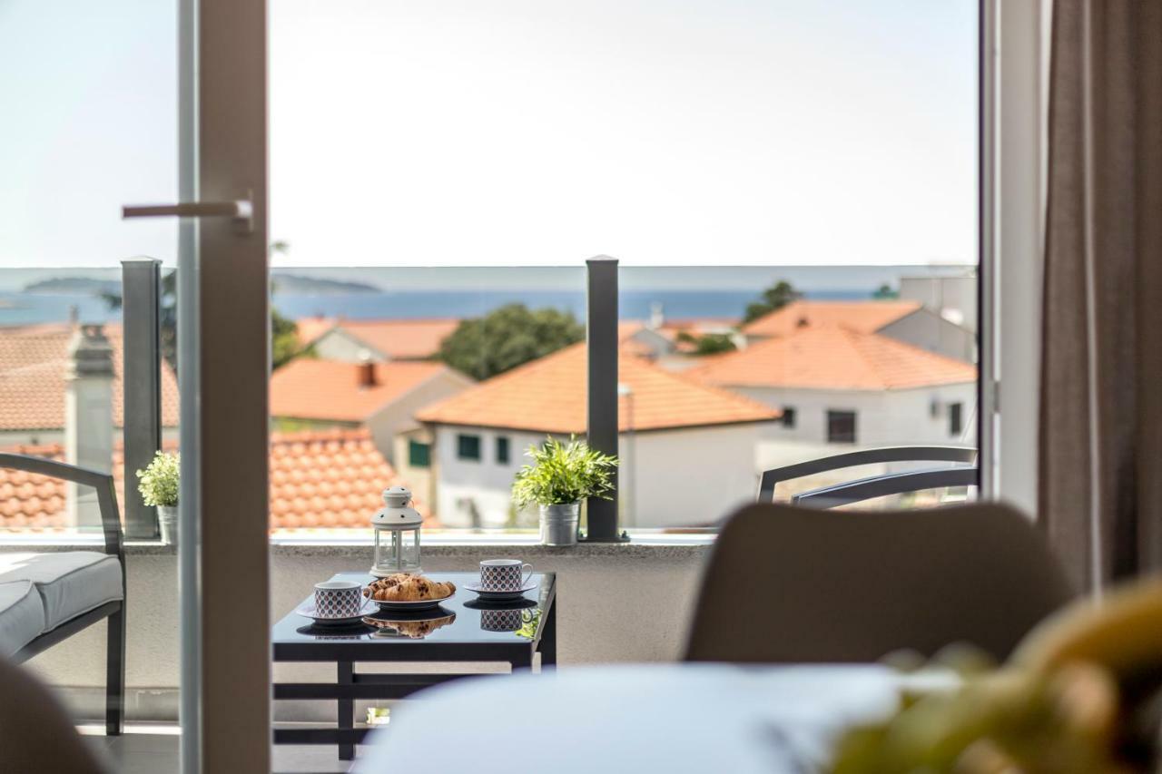 Luxury View Apartments Рогозница Экстерьер фото