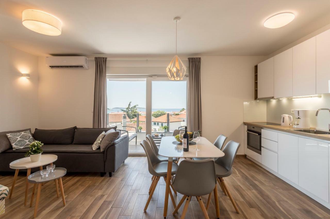 Luxury View Apartments Рогозница Экстерьер фото
