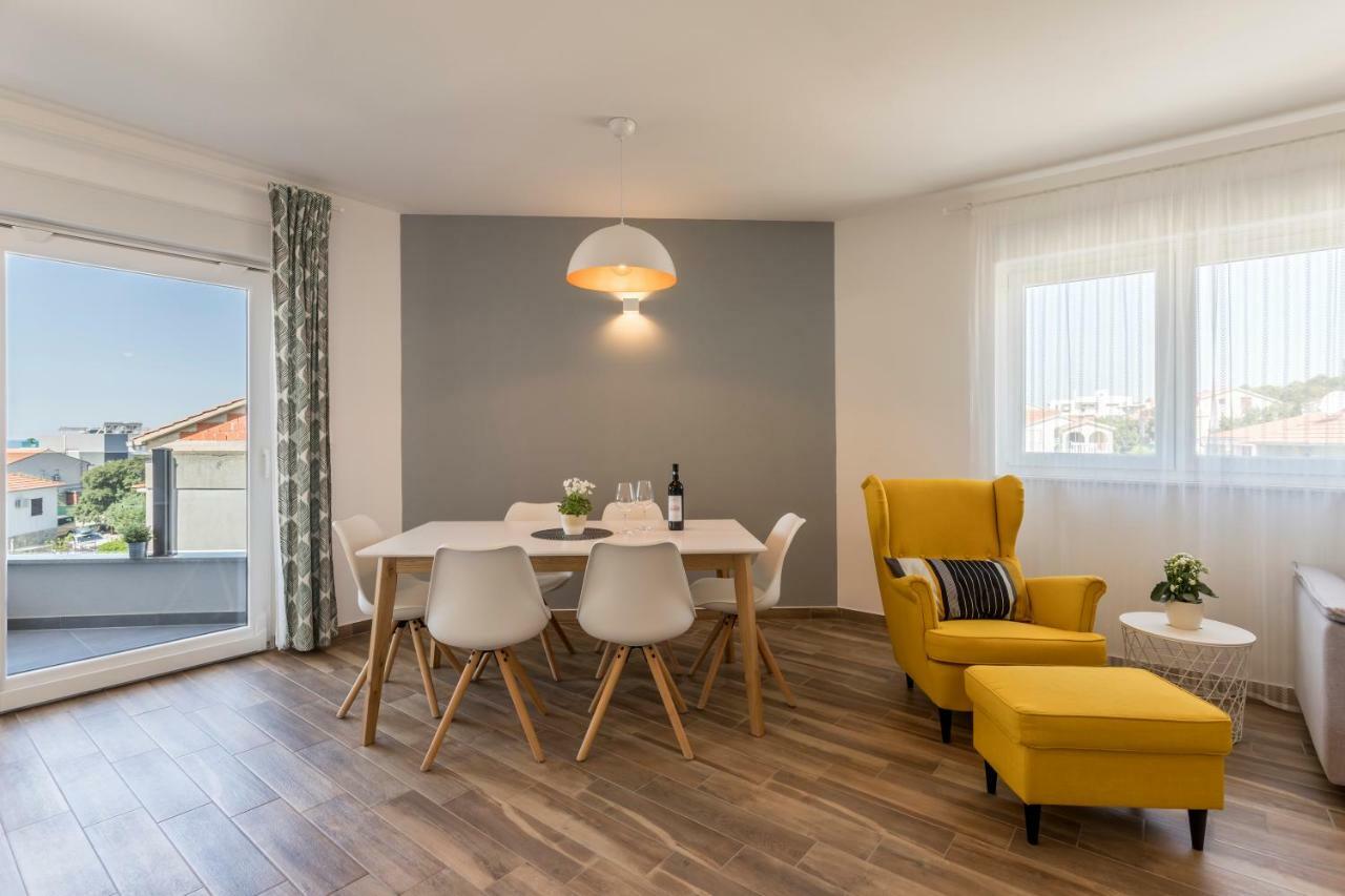 Luxury View Apartments Рогозница Экстерьер фото